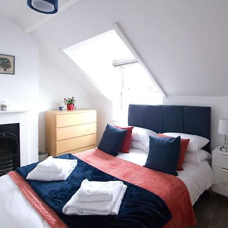City Centre 4 Bedroom House Вінчестер Екстер'єр фото